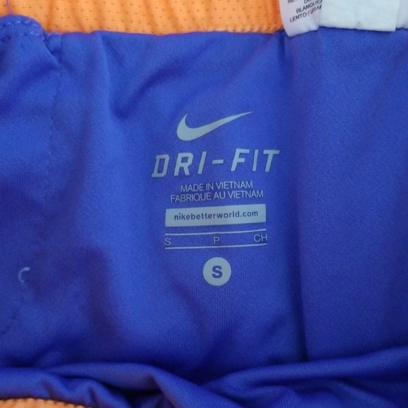 Nike Dri-Fit Shorts - Picture 2 of 3